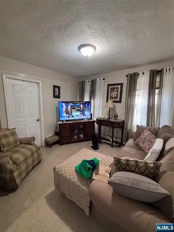 365 10th Avenue Paterson NJ 07514