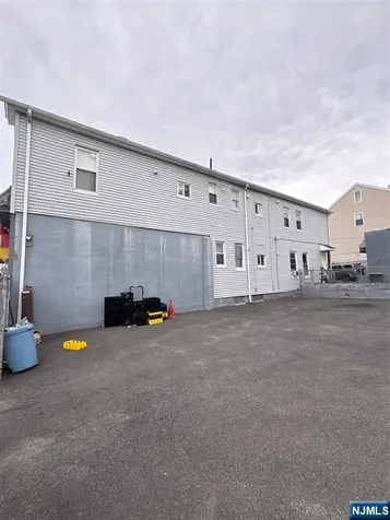 365 10th Avenue Paterson NJ 07514