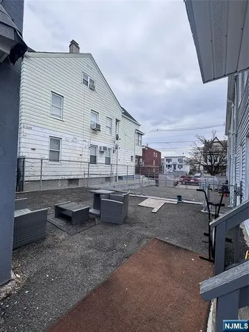 365 10th Avenue Paterson NJ 07514