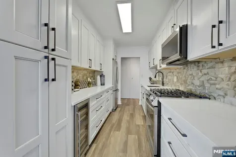 6 Horizon Road Fort Lee NJ 07024