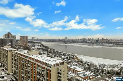 6 Horizon Road Fort Lee NJ 07024