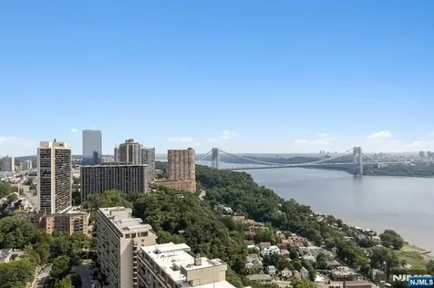 6 Horizon Road Fort Lee NJ 07024