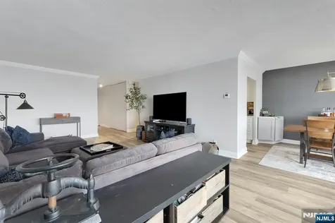 6 Horizon Road Fort Lee NJ 07024