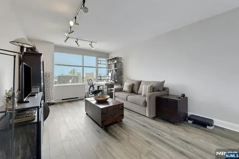 6 Horizon Road Fort Lee NJ 07024