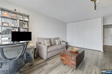 6 Horizon Road Fort Lee NJ 07024