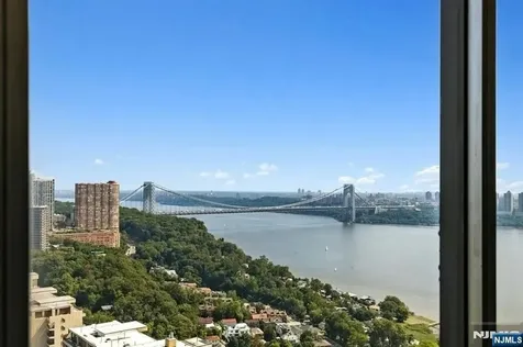 6 Horizon Road Fort Lee NJ 07024