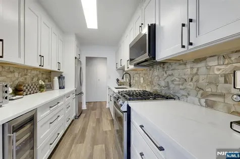 6 Horizon Road Fort Lee NJ 07024