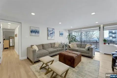 2 Horizon Road Fort Lee NJ 07024