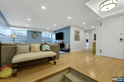 2 Horizon Road Fort Lee NJ 07024