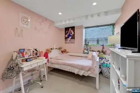 2 Horizon Road Fort Lee NJ 07024
