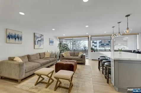 2 Horizon Road Fort Lee NJ 07024