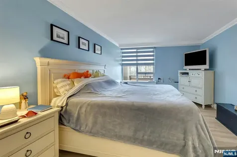 2 Horizon Road Fort Lee NJ 07024