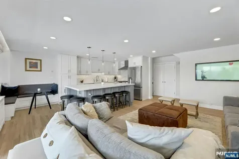 2 Horizon Road Fort Lee NJ 07024