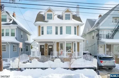 695 Ridge Street Newark NJ 07104