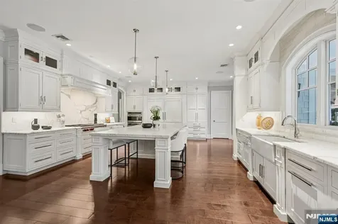 128 Birch Road Franklin Lakes NJ 07417