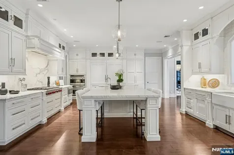 128 Birch Road Franklin Lakes NJ 07417