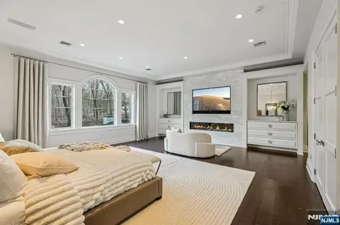 128 Birch Road Franklin Lakes NJ 07417