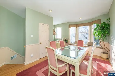 404 Manchester Drive Nutley NJ 07110