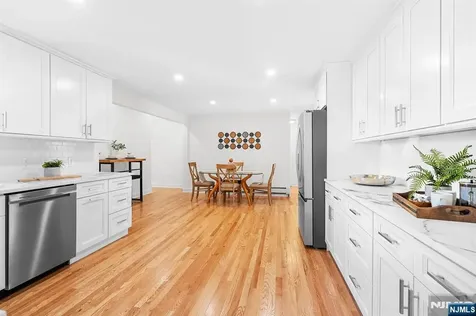 27 Norwood Avenue Glen Rock NJ 07452