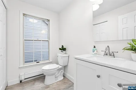 27 Norwood Avenue Glen Rock NJ 07452