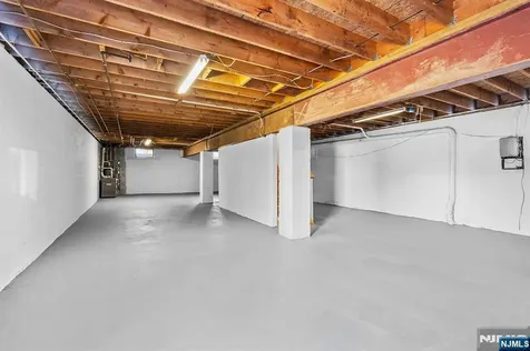 27 Norwood Avenue Glen Rock NJ 07452