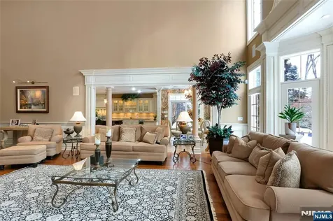 457 Devonshire Drive Franklin Lakes NJ 07417
