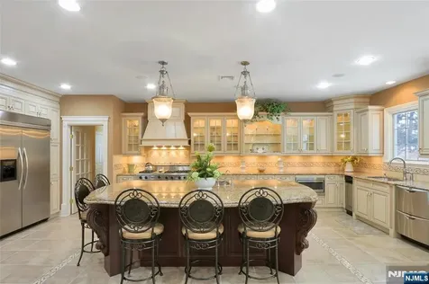 457 Devonshire Drive Franklin Lakes NJ 07417
