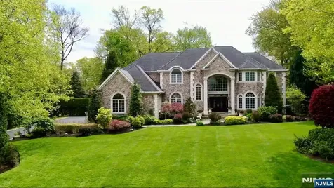 457 Devonshire Drive Franklin Lakes NJ 07417