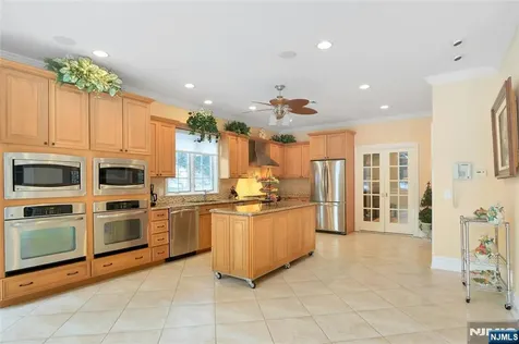 457 Devonshire Drive Franklin Lakes NJ 07417