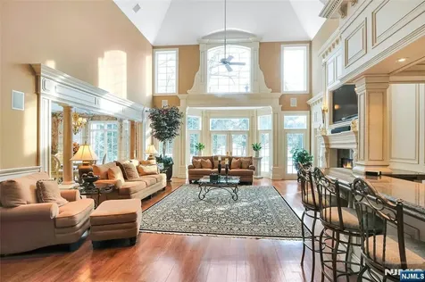 457 Devonshire Drive Franklin Lakes NJ 07417