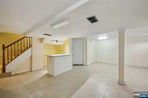 13 Greenwood Avenue West Orange NJ 07052