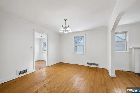 13 Greenwood Avenue West Orange NJ 07052