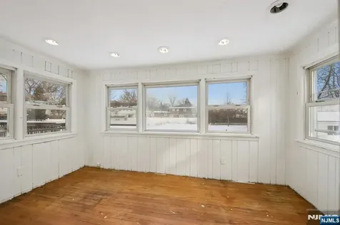 13 Greenwood Avenue West Orange NJ 07052