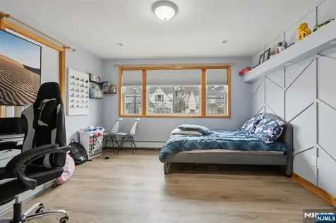 5 Cedar Street North Arlington NJ 07031