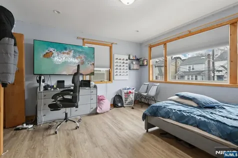 5 Cedar Street North Arlington NJ 07031