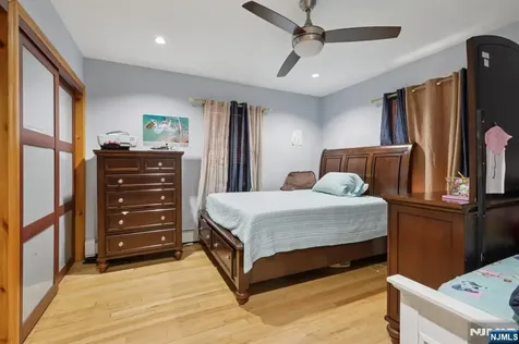 5 Cedar Street North Arlington NJ 07031