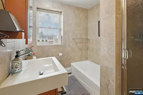 5 Cedar Street North Arlington NJ 07031