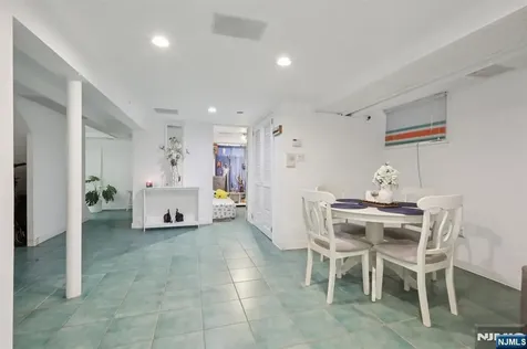 5 Cedar Street North Arlington NJ 07031