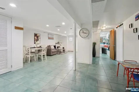 5 Cedar Street North Arlington NJ 07031