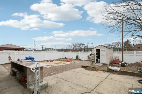 5 Cedar Street North Arlington NJ 07031