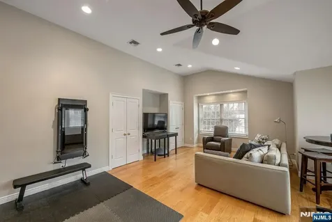 16 Dimas Court Harrington Park NJ 07640