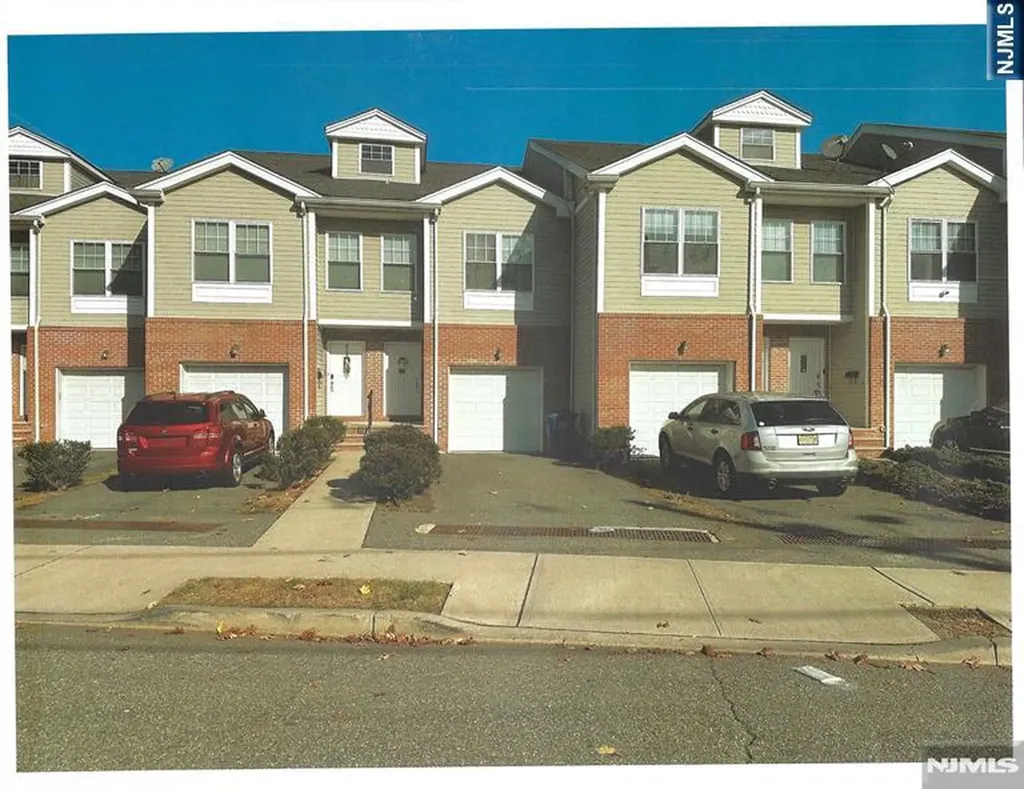 102 Berry Street Hackensack NJ 07601