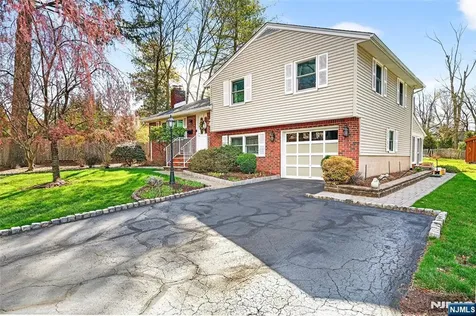 118 Harriot Avenue Harrington Park NJ 07640