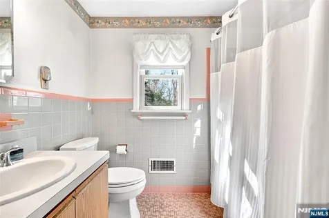 118 Harriot Avenue Harrington Park NJ 07640
