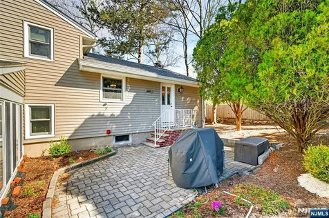 118 Harriot Avenue Harrington Park NJ 07640