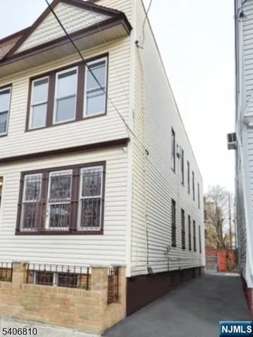 814-816 S 19th Street Newark NJ 07108