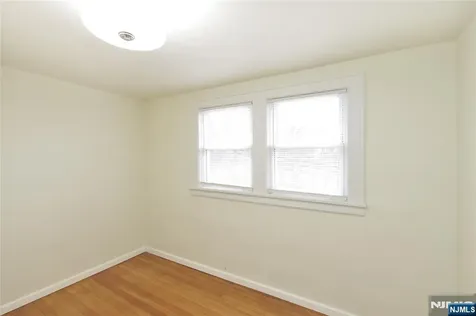 263 Sutton Avenue Hackensack NJ 07601