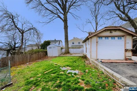 263 Sutton Avenue Hackensack NJ 07601