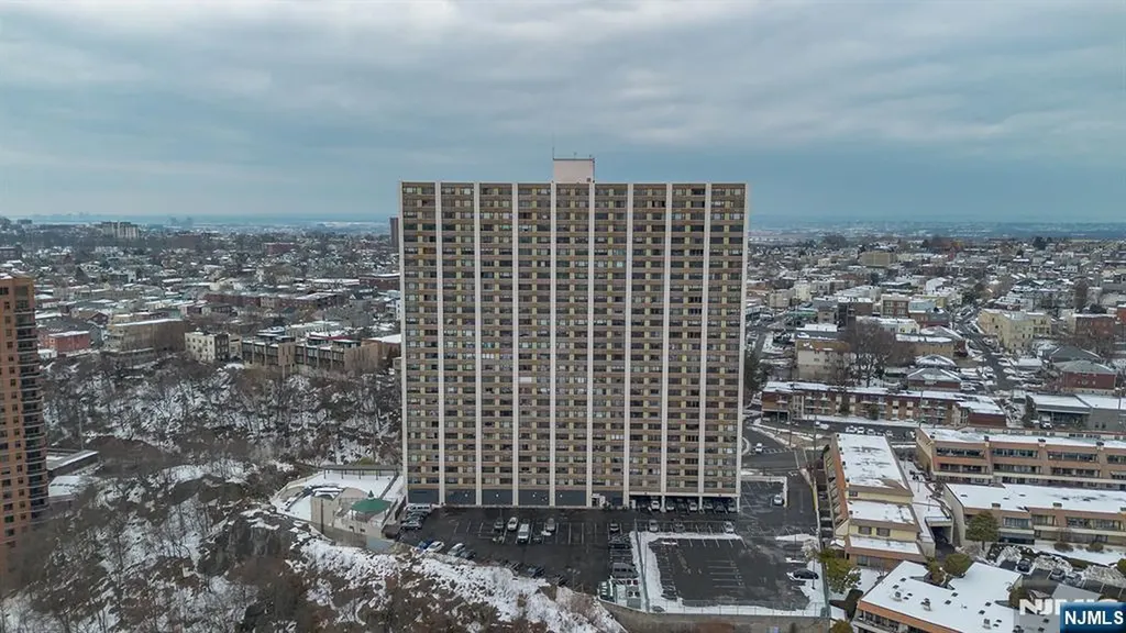 250 Gorge Road Cliffside Park NJ 07010