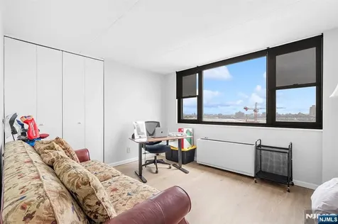 250 Gorge Road Cliffside Park NJ 07010